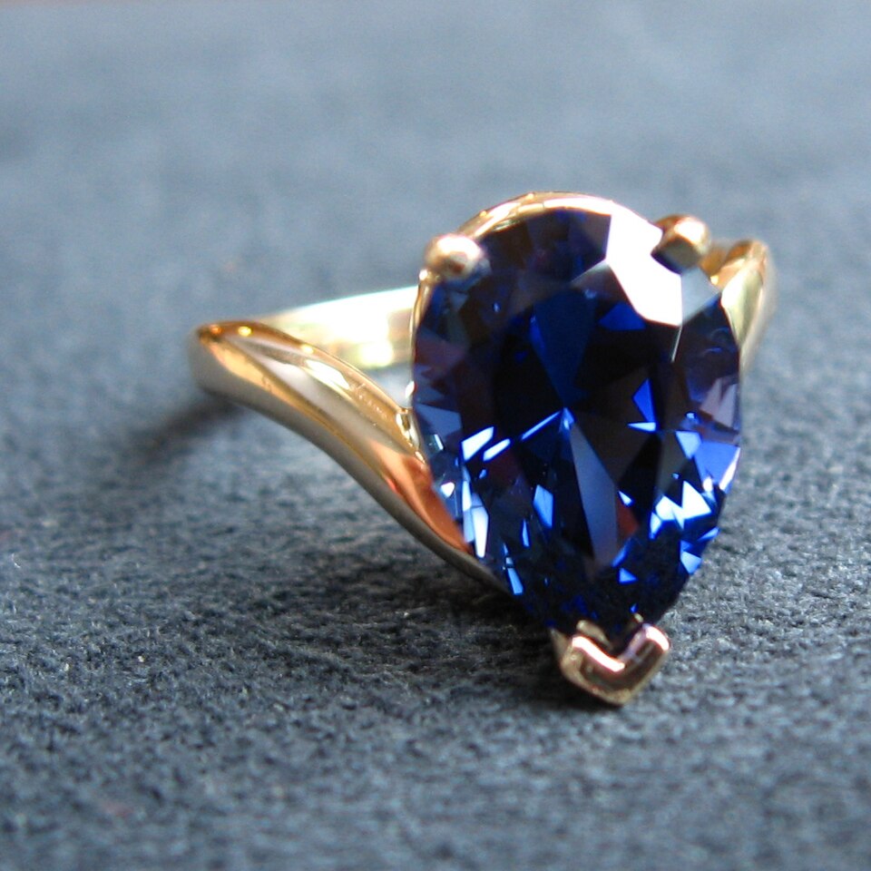 Scratch Resistant Gemstones for Rings: Scratch-Resistant Gemstones for Rings shown through color, cut, setting context, and material evidence.